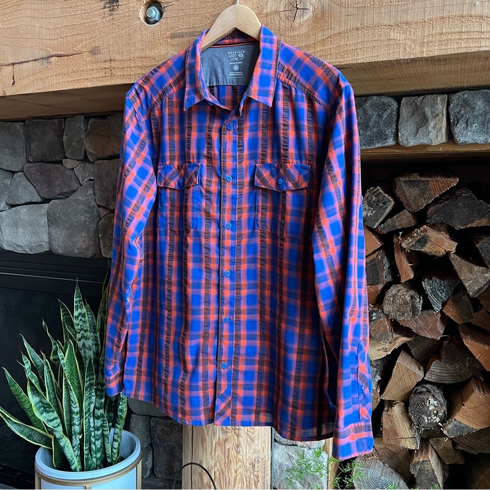Mountain Hardwear button up shirt